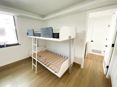 Simple Bunk Twin/Twin XL Murphy Wall Bed